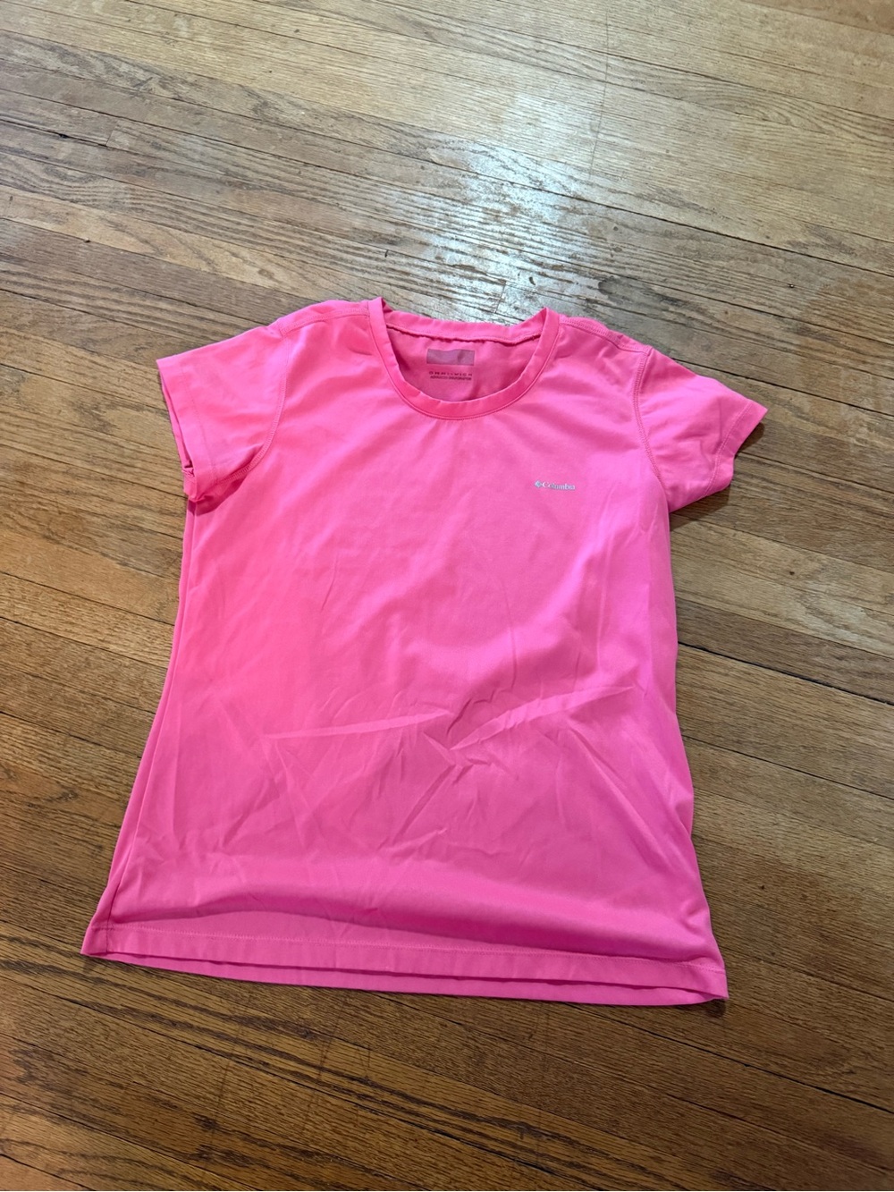Columbia Women's Bright Pink Short Sleeve Crew Tee Size Small